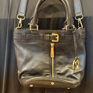 Michael Kors Black and Gold Handbag